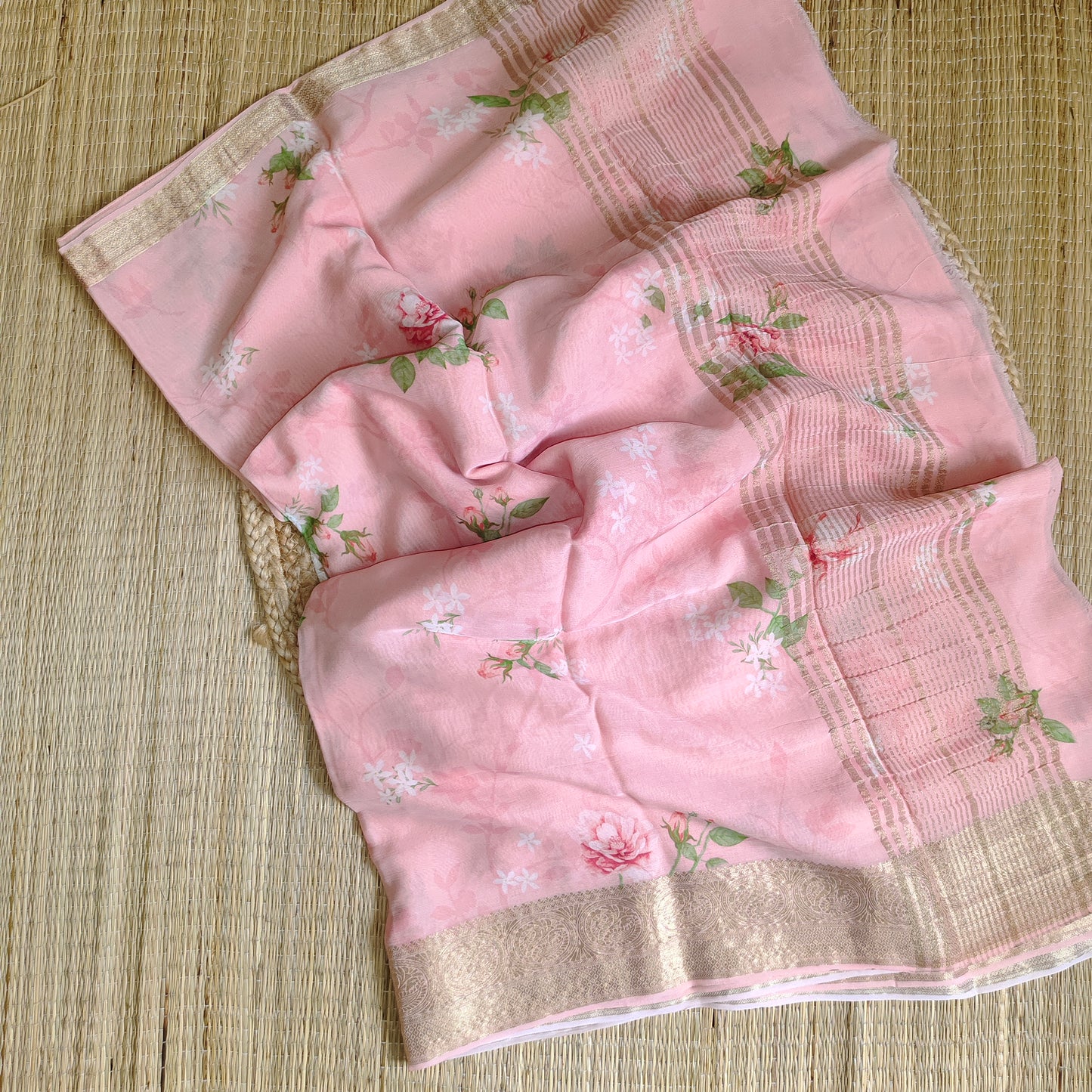 Chiffon Print Saree | Pink - Golden Nivah