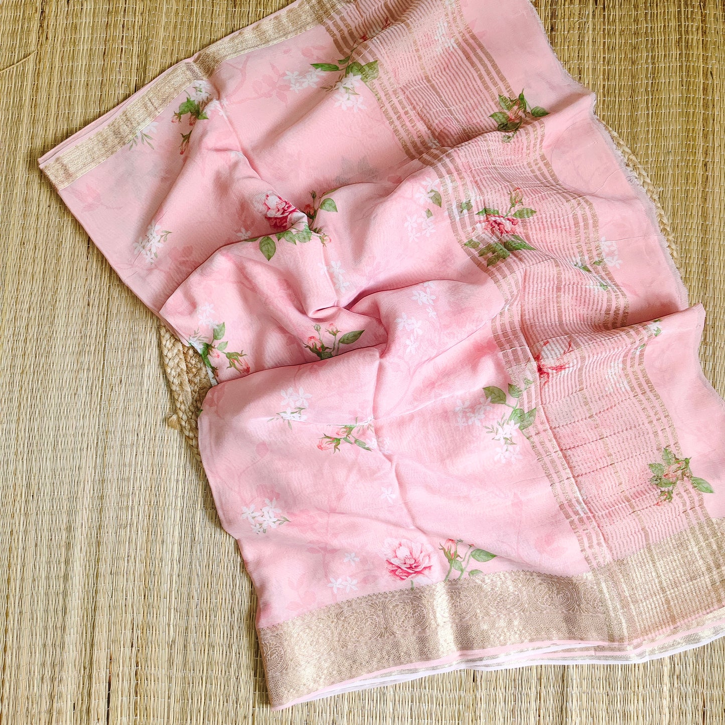 Chiffon Print Saree | Pink - Golden Nivah